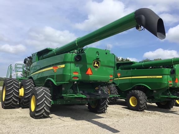 Image of John Deere S780 equipment image 3
