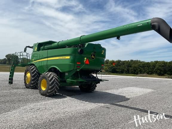 Image of John Deere S780 equipment image 3