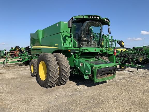 Image of John Deere S780 Primary image