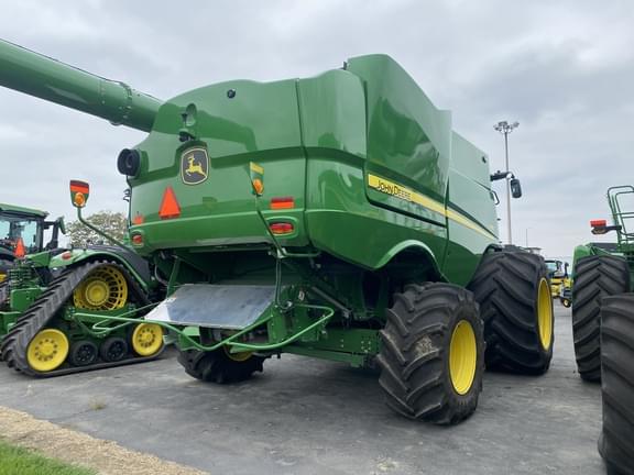 Image of John Deere S780 equipment image 3
