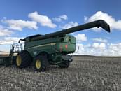 Thumbnail image John Deere S780 1