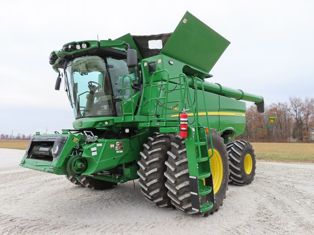 2023 John Deere S780 Equipment Image0