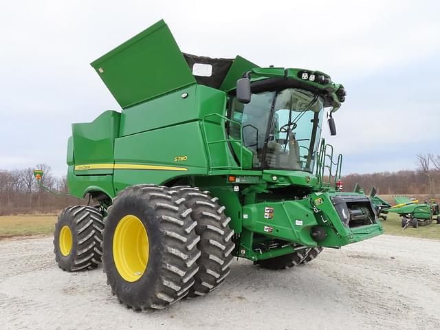 Image of John Deere S780 equipment image 3