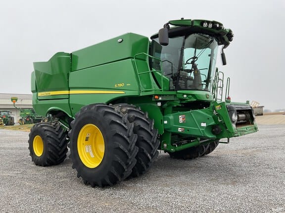 2023 John Deere S780 Equipment Image0