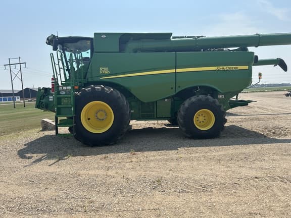 Image of John Deere S780 equipment image 4