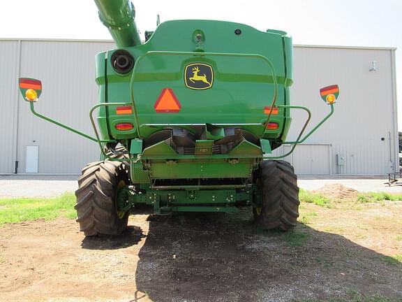 Image of John Deere S780 equipment image 2