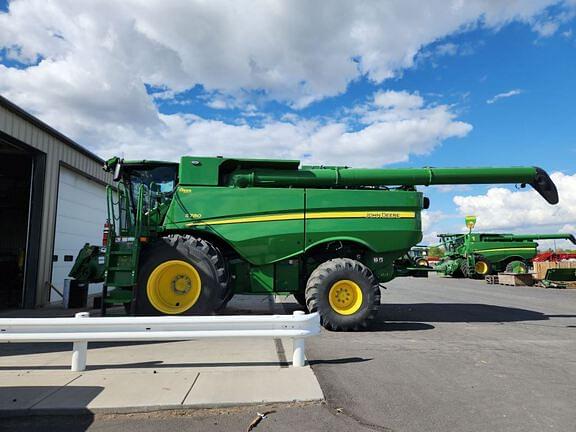 Image of John Deere S780 equipment image 1