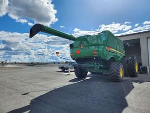 Main image John Deere S780 5