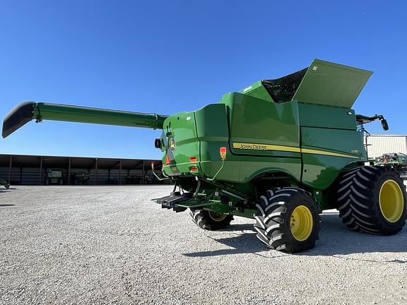 Image of John Deere S780 equipment image 4