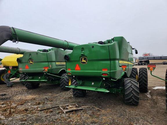 Image of John Deere S780 equipment image 4