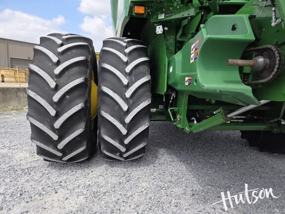 Image of John Deere S780 equipment image 4