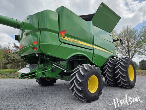 Image of John Deere S780 equipment image 3