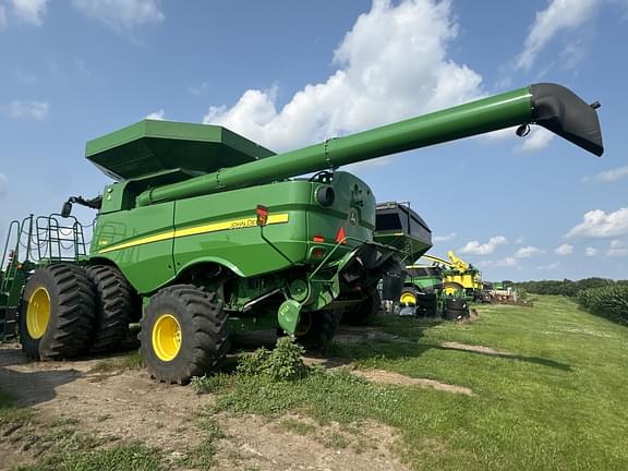 Image of John Deere S780 equipment image 3