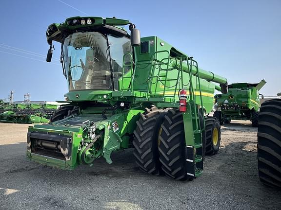 Image of John Deere S780 Primary image