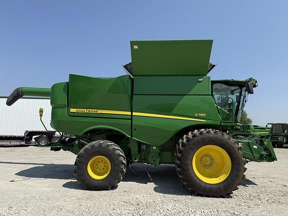 Image of John Deere S780 equipment image 3