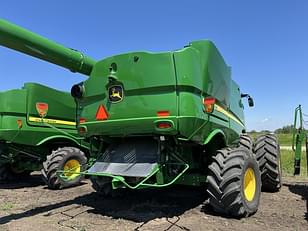 Main image John Deere S780 6