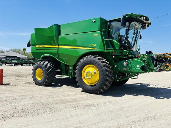 Image of John Deere S780 Primary image