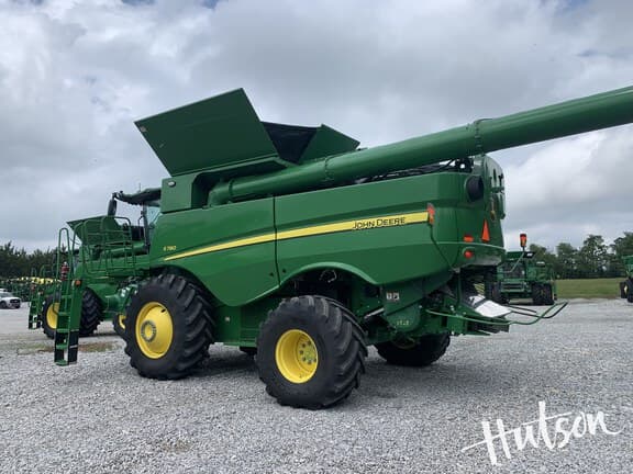 Image of John Deere S780 equipment image 2
