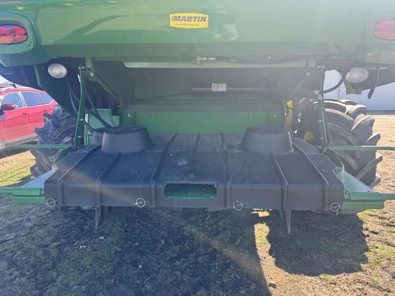Image of John Deere S780 equipment image 4