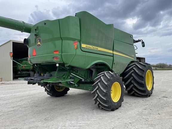 Image of John Deere S780 equipment image 4