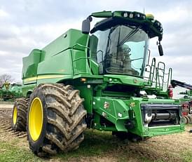 Main image John Deere S780 1