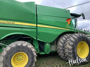 Main image John Deere S780 3