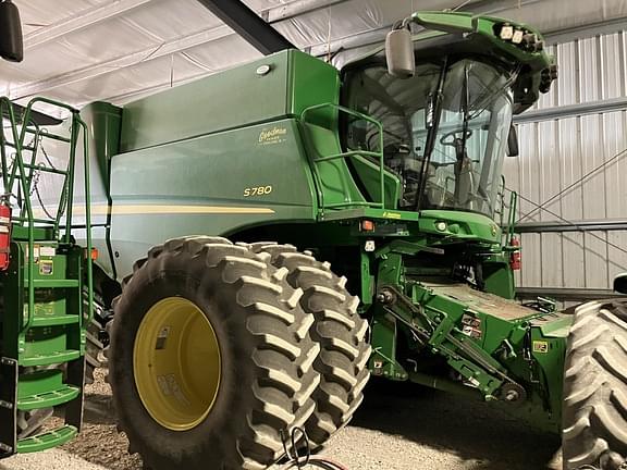 Image of John Deere S780 equipment image 3