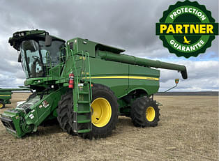 Main image John Deere S780 0