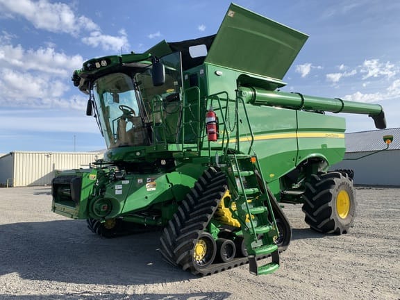 2023 John Deere S780 Equipment Image0