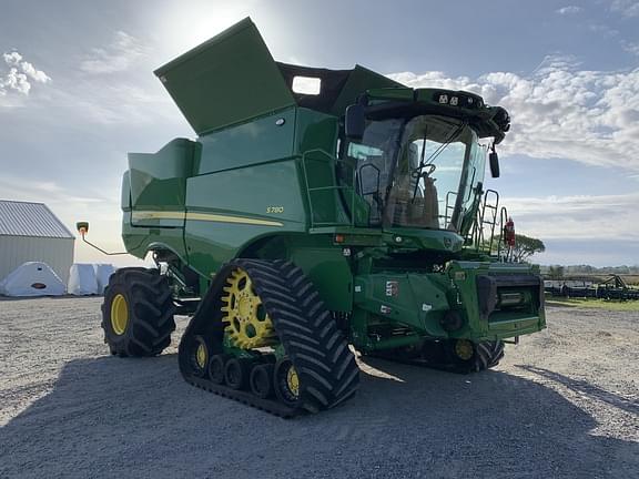 Image of John Deere S780 equipment image 1