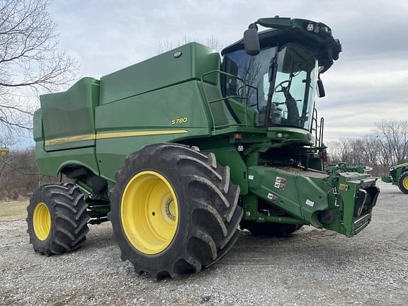 Image of John Deere S780 equipment image 1