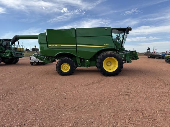 2023 John Deere S780 Equipment Image0