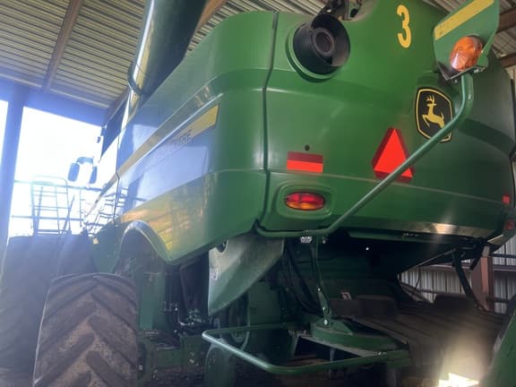 Image of John Deere S780 equipment image 2