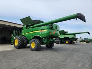 Main image John Deere S780 3