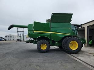 Main image John Deere S780 6