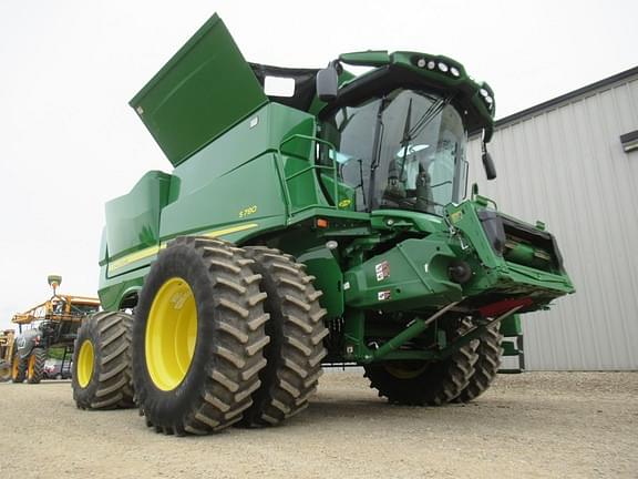 Image of John Deere S780 equipment image 3