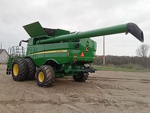 Main image John Deere S780 3