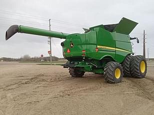 Main image John Deere S780 5