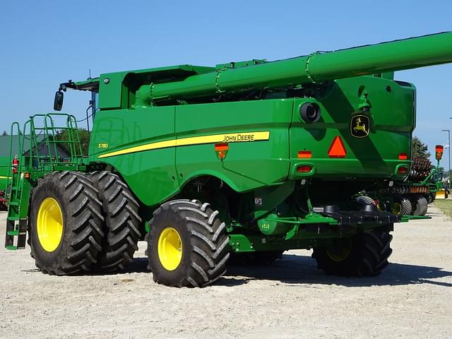 Image of John Deere S780 equipment image 3