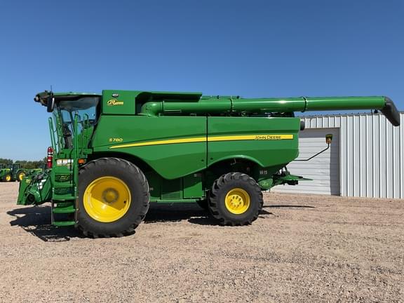 Image of John Deere S780 equipment image 3