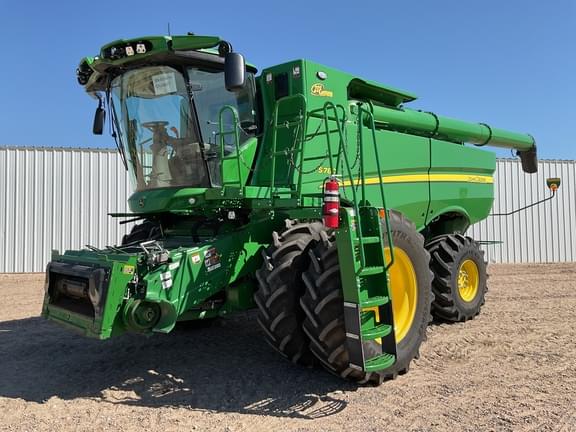 Image of John Deere S780 Primary image