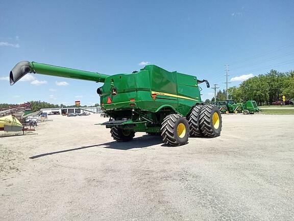 Image of John Deere S780 equipment image 4