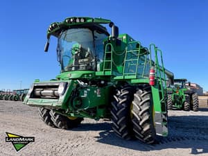 2023 John Deere S780 Image