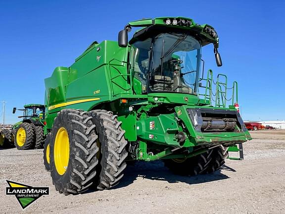 Image of John Deere S780 equipment image 2