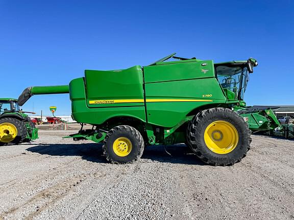 Image of John Deere S780 equipment image 3