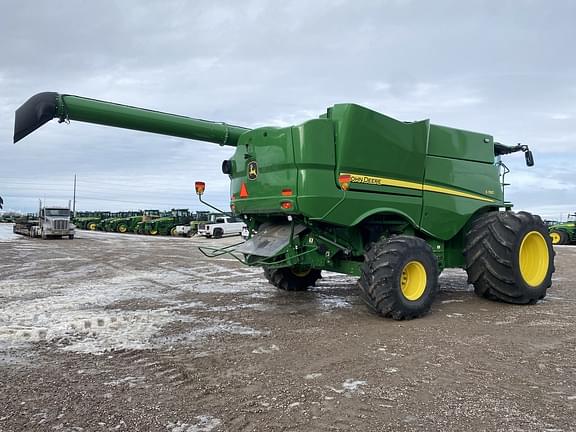 Image of John Deere S780 equipment image 4