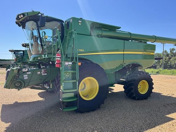 Image of John Deere S780 equipment image 2