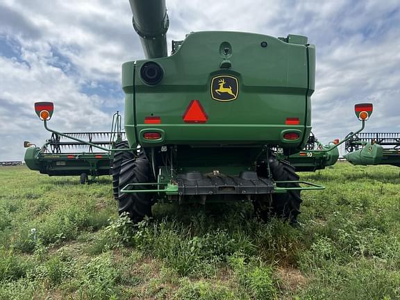 Image of John Deere S780 equipment image 3