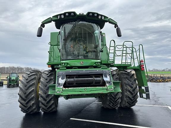 Image of John Deere S780 equipment image 3