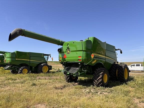 Image of John Deere S780 equipment image 3